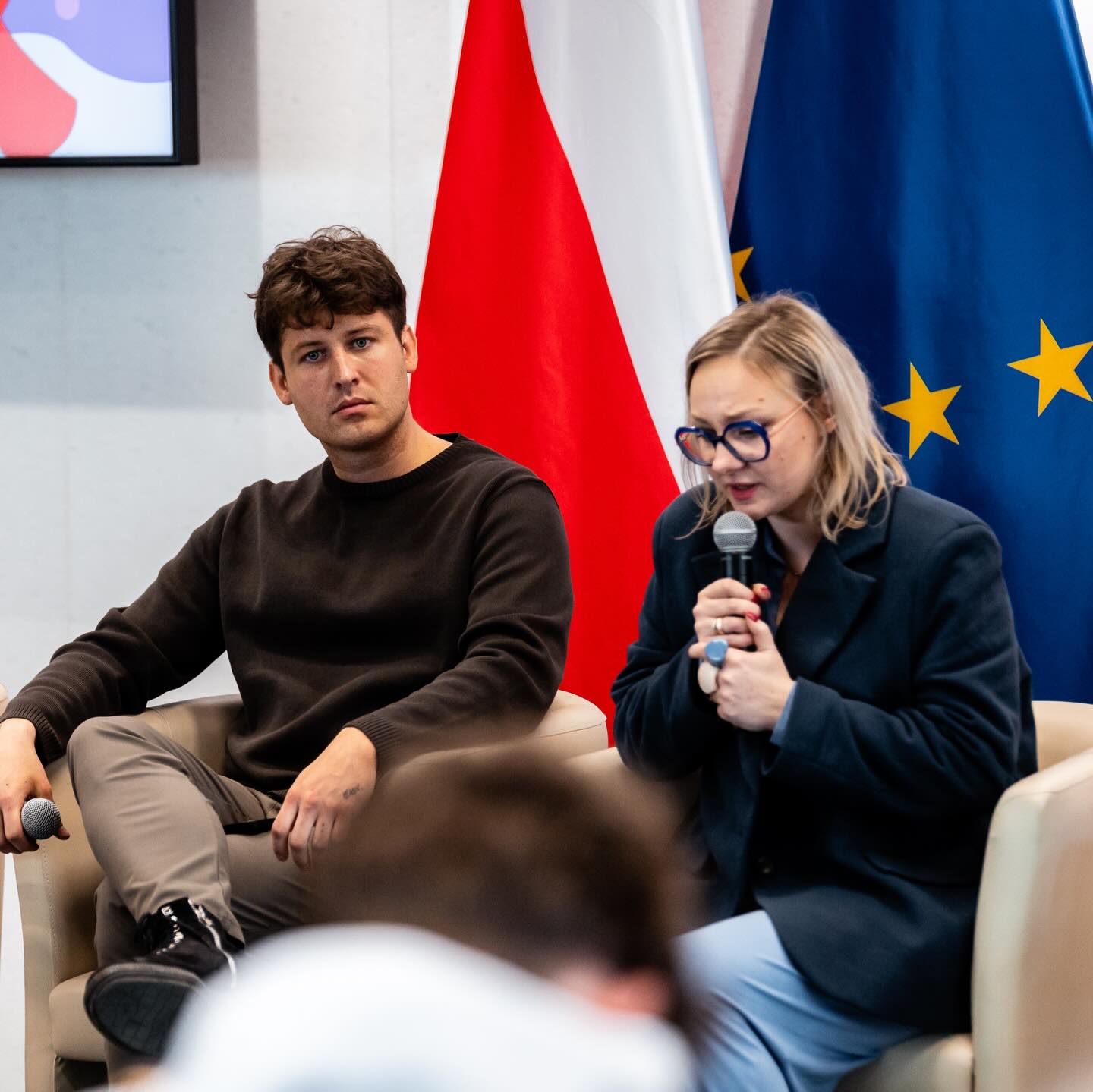 Mateusz Ledwig podczas panelu dyskusyjnego